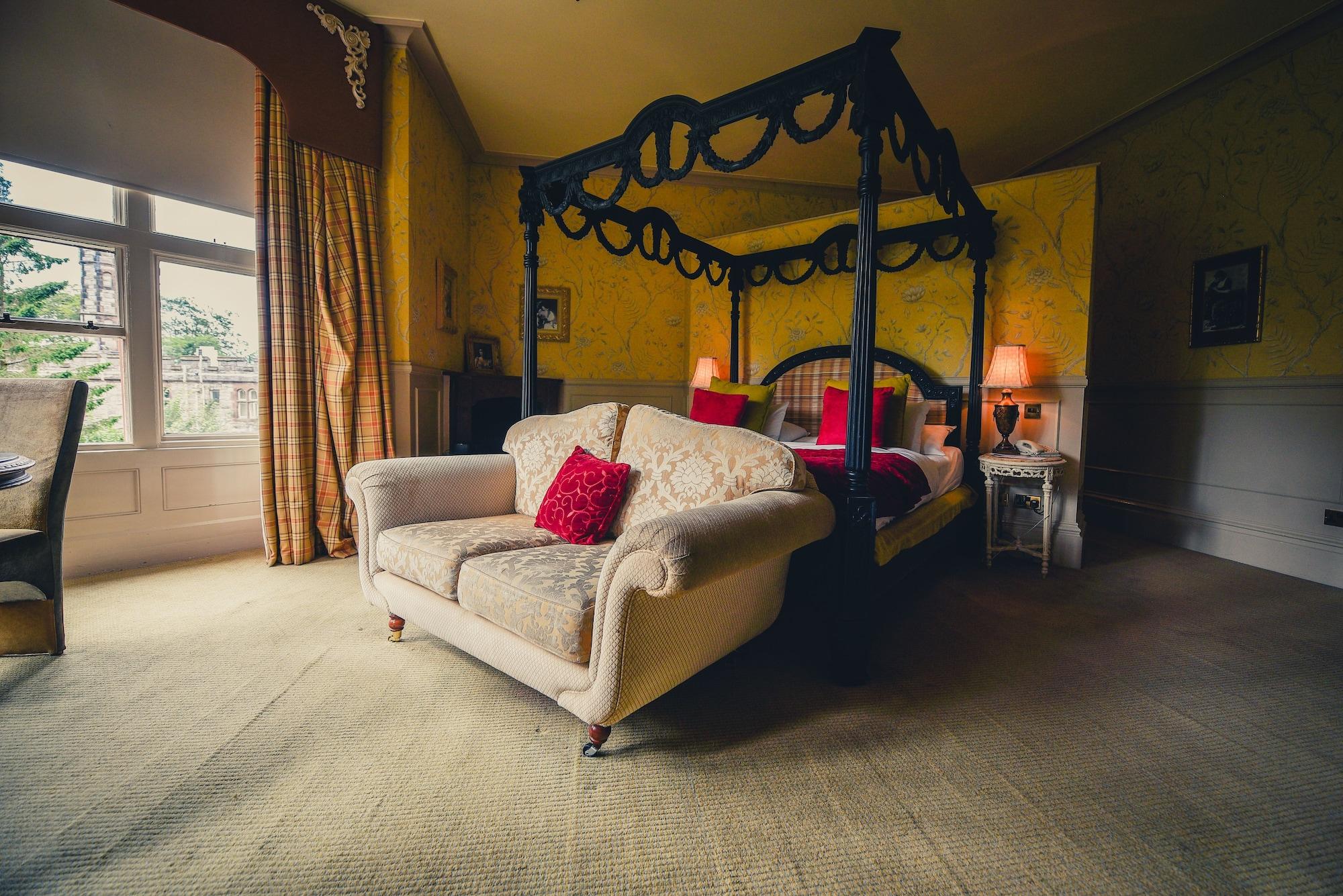 Ruthin Castle Hotel And Spa Екстер'єр фото